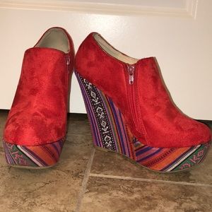 Red with multi colored wedge